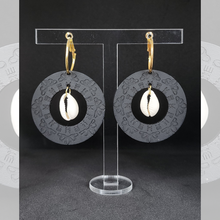 Load image into Gallery viewer, Loine Earrings