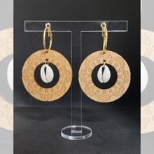 Load image into Gallery viewer, Loine Earrings