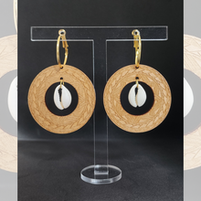 Load image into Gallery viewer, Loine Earrings