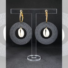 Load image into Gallery viewer, Loine Earrings