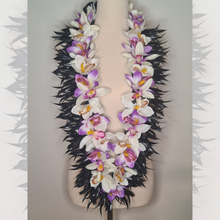 Load image into Gallery viewer, Faux Flower Kahoa / Lei