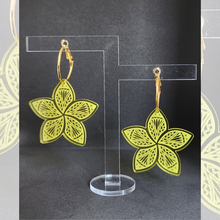Load image into Gallery viewer, Saryah Earrings