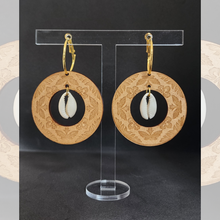 Load image into Gallery viewer, Loine Earrings
