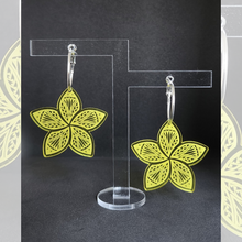 Load image into Gallery viewer, Saryah Earrings
